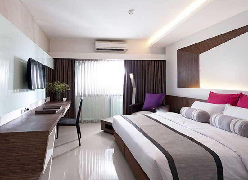Nine Forty One Hotel Бангкок Экстерьер фото
